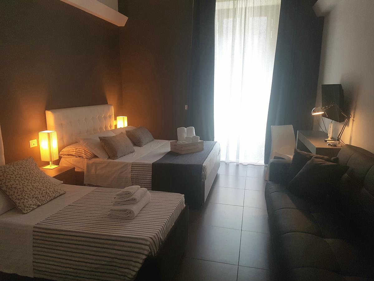 Ottomood Ala Ovest Catania Centro Bed & Breakfast Luaran gambar