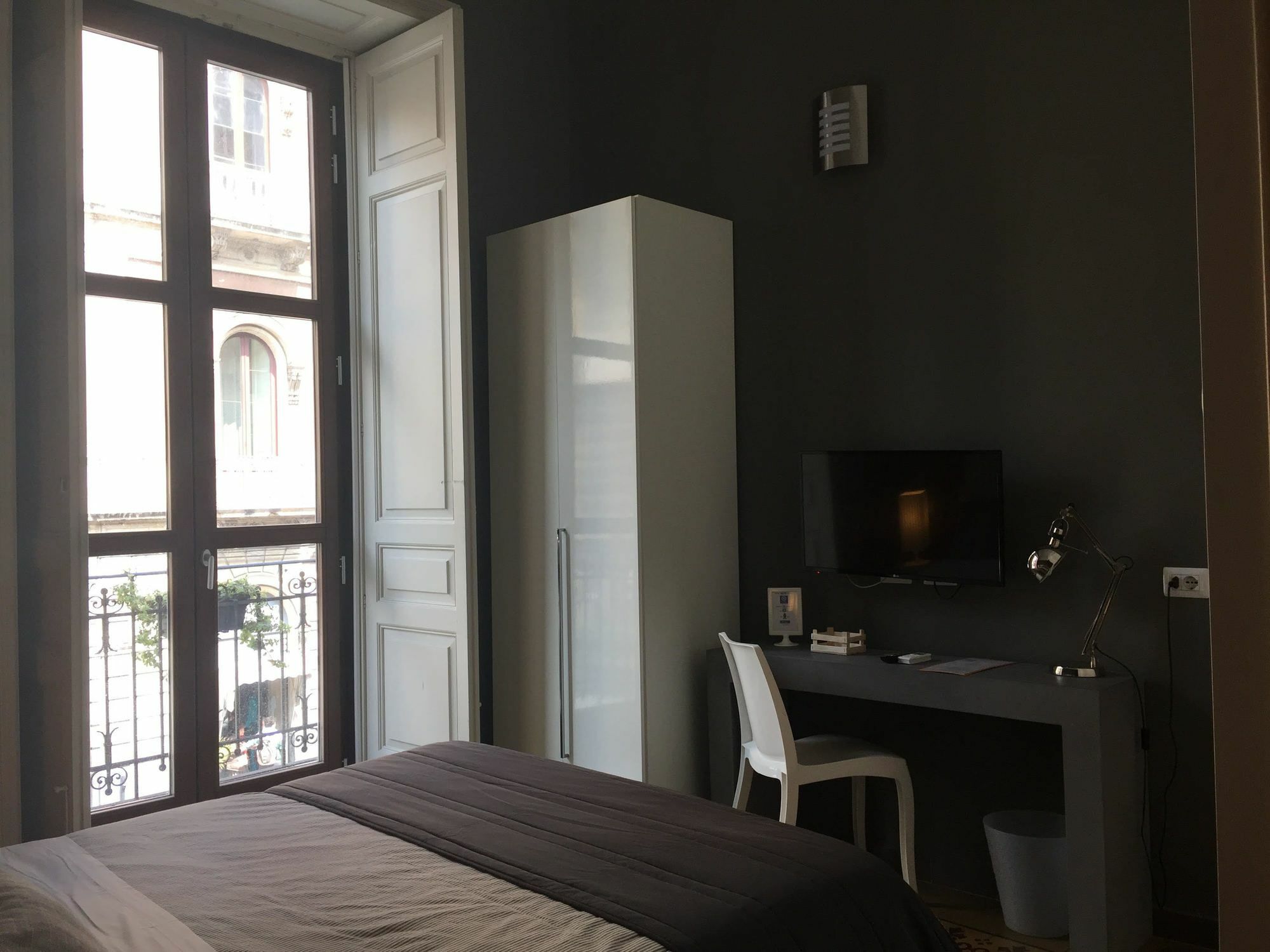 Ottomood Ala Ovest Catania Centro Bed & Breakfast Luaran gambar